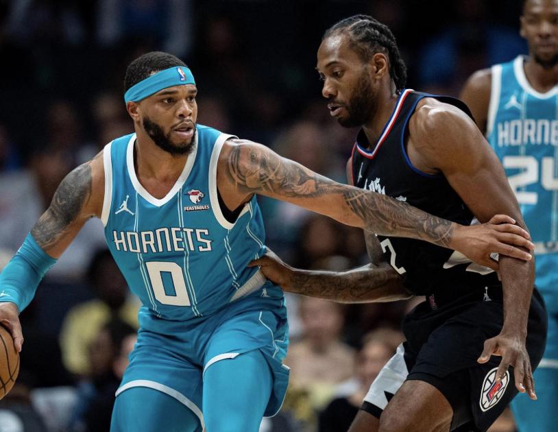模拟器游戏-这也行？今夜夏洛特黄蜂备战NBA季后赛今晨芝加哥公牛再遭质疑，风云突变切尔西窗口期刷新队史纪录的简单介绍